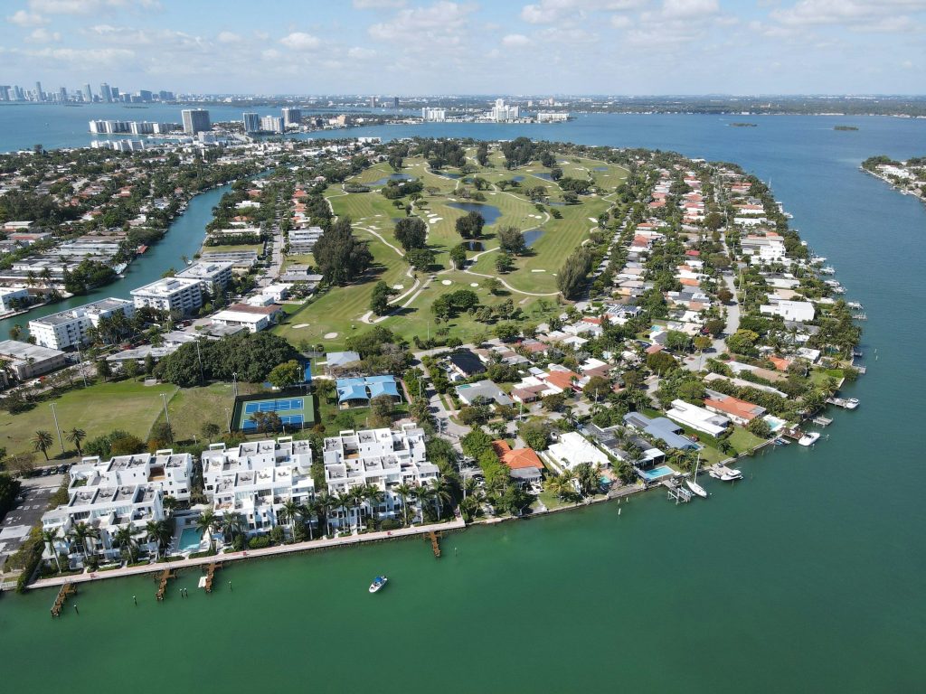 A neighborhood built around a course, water on both sides